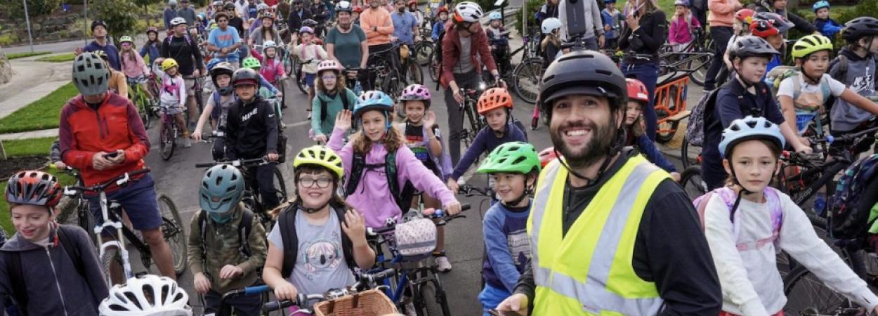 bike bus